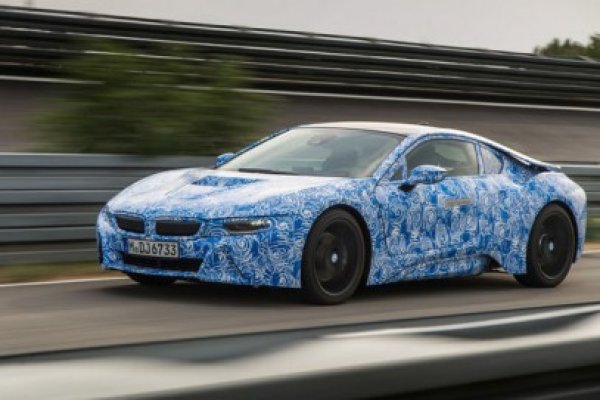 BMW i8, primele imagini şi informaţii oficiale!